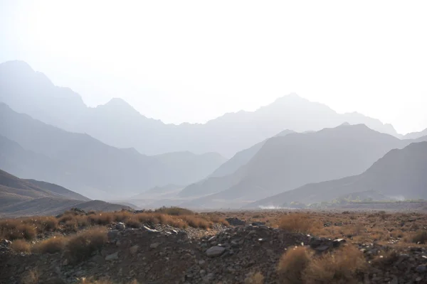 Steinwüste und Berglandschaft im Iran — Stockfoto
