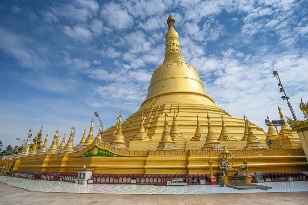 Shwemawdaw eller Mutao Pagoda i Bago, Myanmar — Stockfoto