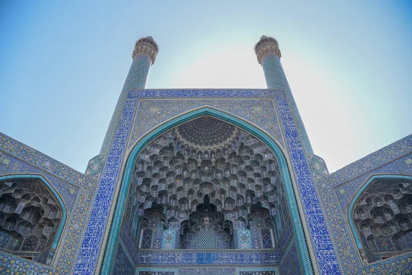 Puerta de entrada de la mezquita Shah en Isfahán, Irán — Foto de Stock