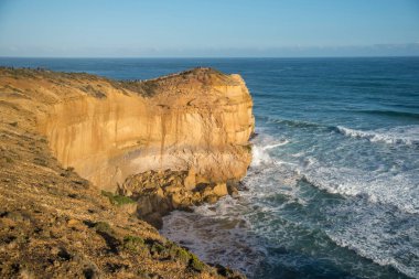 Great Ocean Road, Avustralya yakınındaki yüksek uçurum