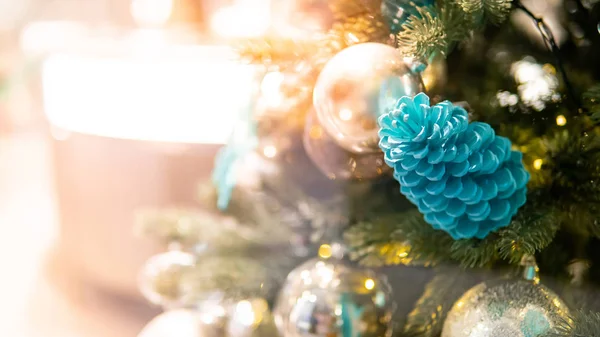 お祝いの季節のクリスマスの装飾 — ストック写真