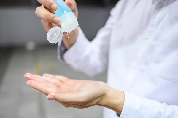 Male Hand Using Hand Skin Sanitizer Gel Tube Washing Hand — Stock Photo, Image