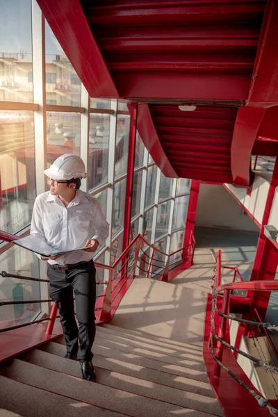 Asian Civil Engineer Construction Worker Man Wearing Protective Safety Helmet — Stock Photo, Image