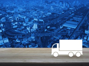 Kamyon taşımacılığı hizmeti kavramı