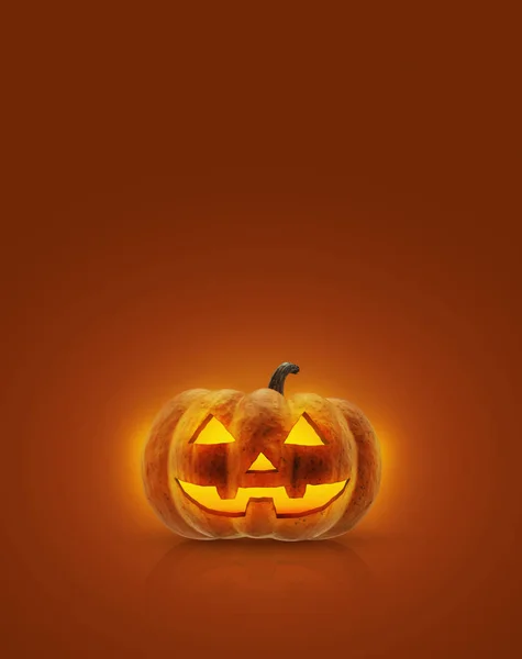 Jack O Lanterne citrouille sur fond orange, concept Halloween — Photo