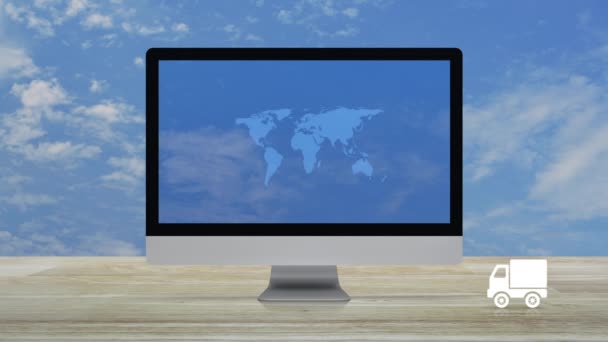 青い空に白い雲 ビジネス交通オンライン概念 Nasa から提供されたこのイメージの要素上の木製のテーブルに現代のコンピューターのモニター画面に接続ラインと世界地図で配達トラック アイコン — ストック動画