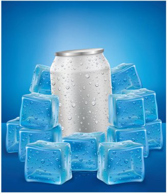 Beyaz alüminyum teneke kutular içinde buz küpleri ile birçok su damlaları