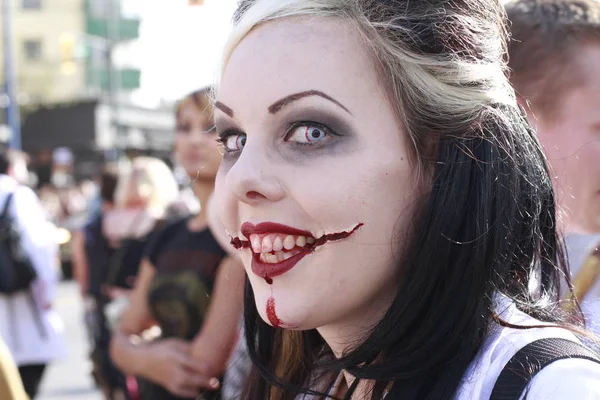 Vancouver August 2010 People Dressed Zombie Parades Street Zombie Walk — Stock Photo, Image