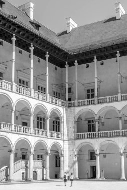 Sigarasız, iç avlu Wawel Castle, Krakow