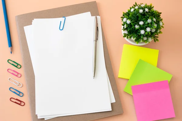 Blank Notepad Pen Pencil Wooden Background — Fotografia de Stock