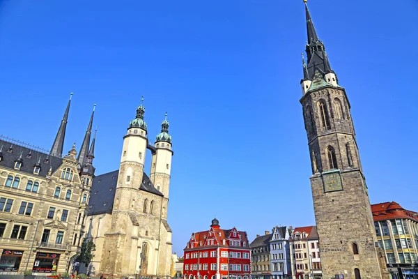 Halle (Saale), Alemania-25 de agosto de 2019: Central Market Square ingenio — Foto de Stock