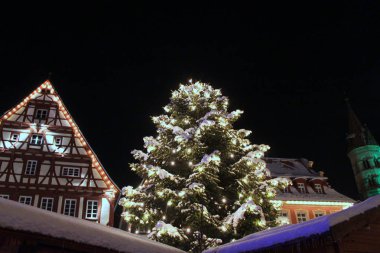 Swabian Gmund, Almanya - 18 Aralık 2010 Noel Pazarı