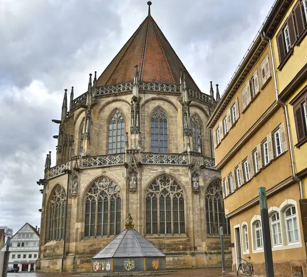 Heilig-Kreuz-Muenster Schwaebisch Gmuend, Alemania . — Foto de Stock