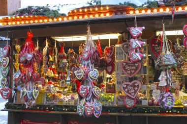 Stuttgart, Almanya - 19 Aralık 2010 Noel Pazarı