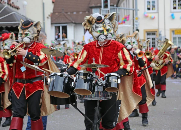 Donzdorf, Γερμανία- 03 Μαρτίου 2019: παραδοσιακή καρναβαλική διαδικασία — Φωτογραφία Αρχείου