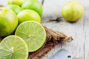 Limon dilim yarısı ahşap.