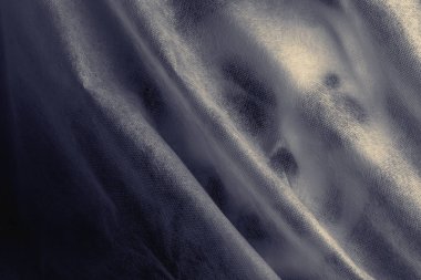 Karanlıkta Hayalet maske.