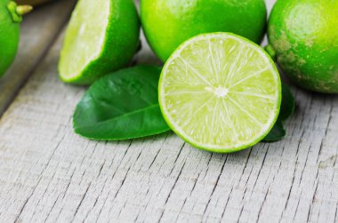 Ahşap kesim kireç.