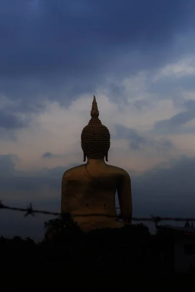 Buddha con il tramonto . — Foto Stock