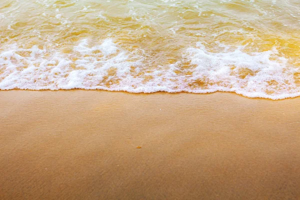 Waves on sand beach. — Stock Photo, Image