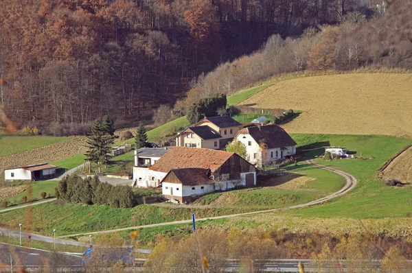 Slovenska landsbygden nästan staden Maribor — Stockfoto