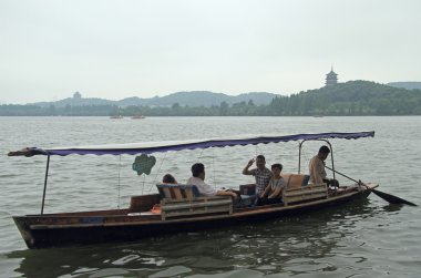 Hangzhou Batı gölde tekne