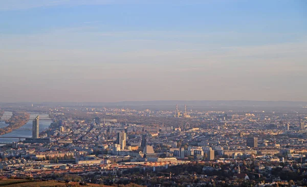 Der blick auf die österreichische hauptstadt wien — Stockfoto