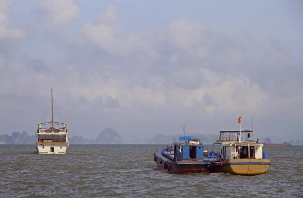 Ha long bay w Wietnamie — Zdjęcie stockowe