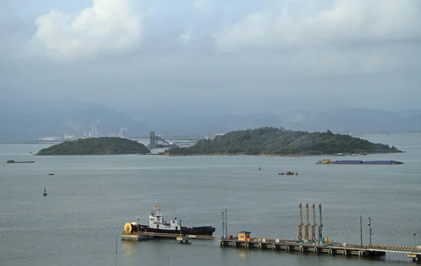 Ciudad de Ha Long, al norte de Vietnam — Foto de Stock