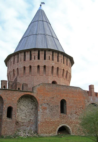 Antiguo Kremlin de Smolensk en el oeste de Rusia — Foto de Stock