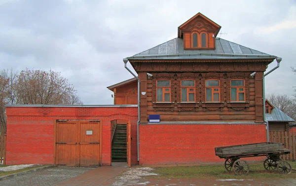 Smith's homestead in former royal estate Kolomenskoye — Stock Photo, Image