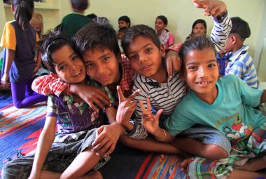 çocuklar için eğitim Jaipur, Hindistan merkezinde ziyaret