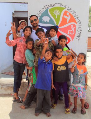 çocuklar için eğitim Jaipur, Hindistan merkezinde ziyaret