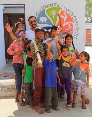 çocuklar için eğitim Jaipur, Hindistan merkezinde ziyaret