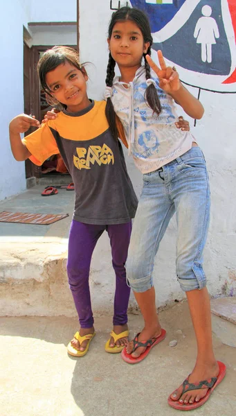 Children are visiting center for education in Jaipur, India — Stock Photo, Image