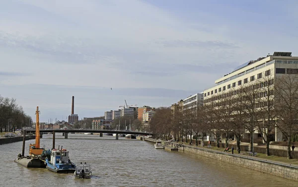 Rio Aura no centro da cidade finlandesa Turku — Fotografia de Stock