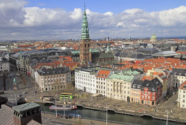 Vista de Copenhague a partir da torre de Christiansborg palácio — Fotografia de Stock