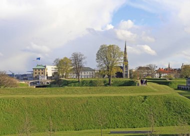 kişi yakın, Copenhagen tepelerle çalışmıyor