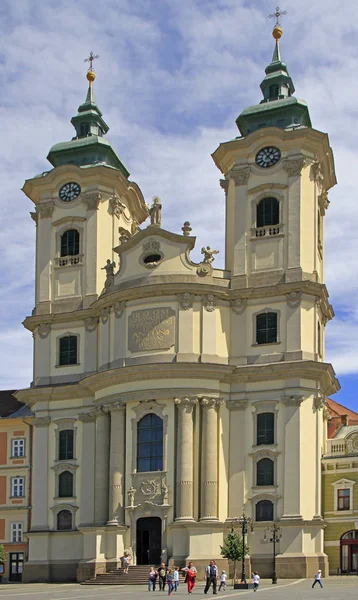 Kościół Minorytów w mieście Eger — Zdjęcie stockowe