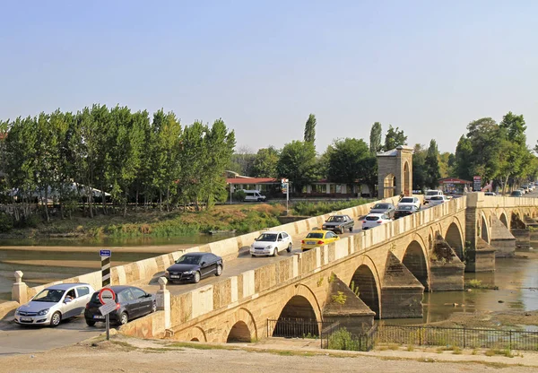Edirne, Türkiye'de Meriç Nehri üzerinden köprü — Stok fotoğraf