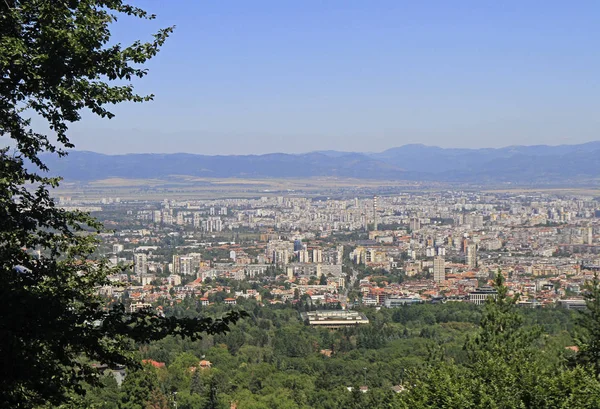 Flygfoto över bulgariska huvudstaden Sofia — Stockfoto