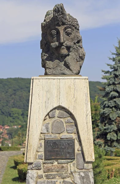 Posąg Vlad Tepes w Sighisoara, Rumunia — Zdjęcie stockowe