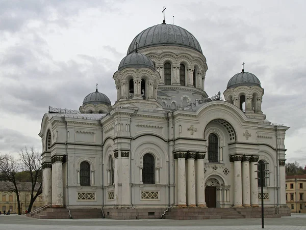 St. Michael ärkeängeln 's kyrka i Kaunas, Litauen — Stockfoto
