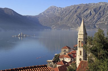 ada Karadağ kayalarda Our Lady denir