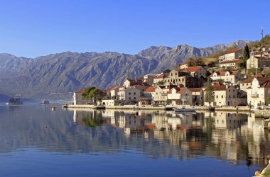 Perast kasabada Kotor Körfezi