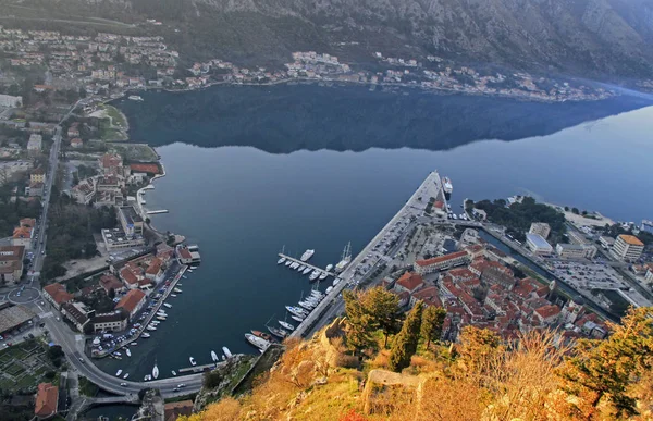 Vista de la bahía de Kotor desde la montaña Lovcen — Foto de Stock