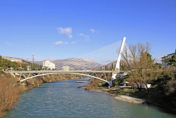 Millenium Bridge em Podgorica, Montenegro — Fotografia de Stock