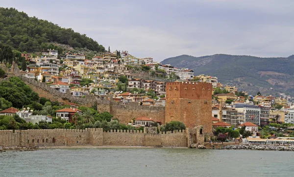 Torre roja del castillo de Alanya — Foto de Stock