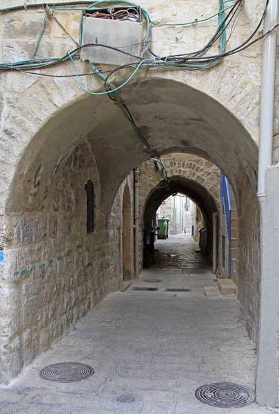 Smal gata i den gamla staden jerusalem — Stockfoto