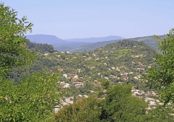 Stadtbild von Suchumi - der Hauptstadt Abchasiens — Stockfoto